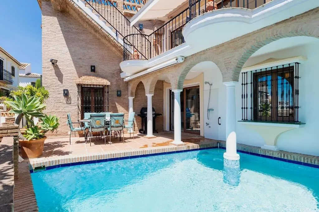 Casa Feliz - Mijas Golf, Private Pool, 3 Bedroom 3 Bathrooms Ensuite Malaga