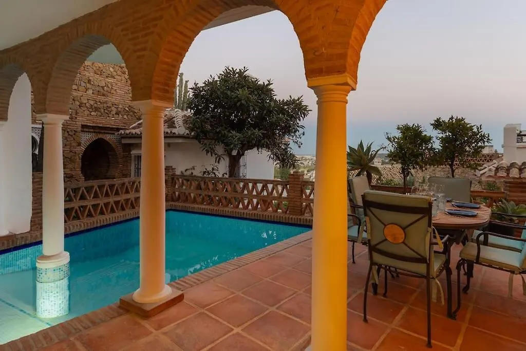 Ferienhaus Casa Feliz - Mijas Golf, Private Pool, 3 Bedroom 3 Bathrooms Ensuite Málaga Spanien
